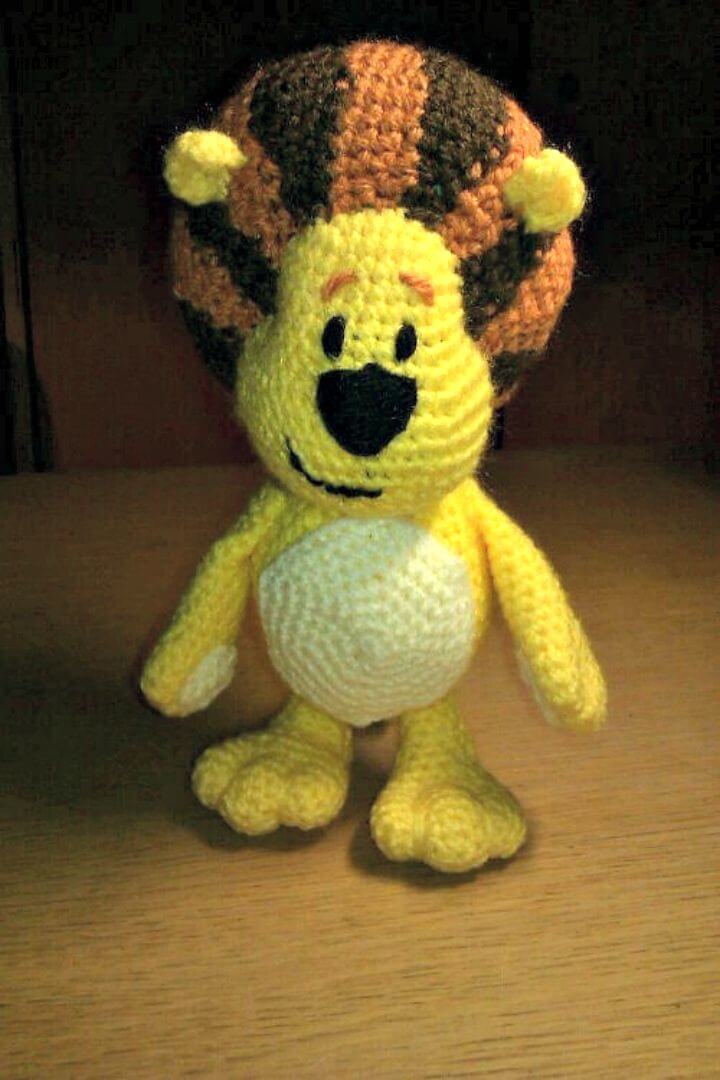 Simple to Crochet Raa Raa Noisy Lion Pattern