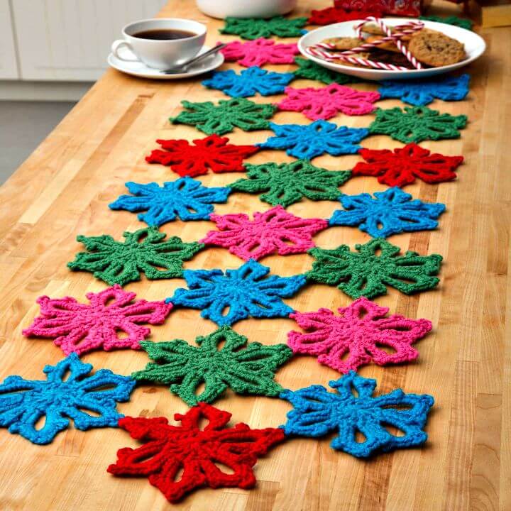 Crochet Snowflake Table Runner - Free Pattern