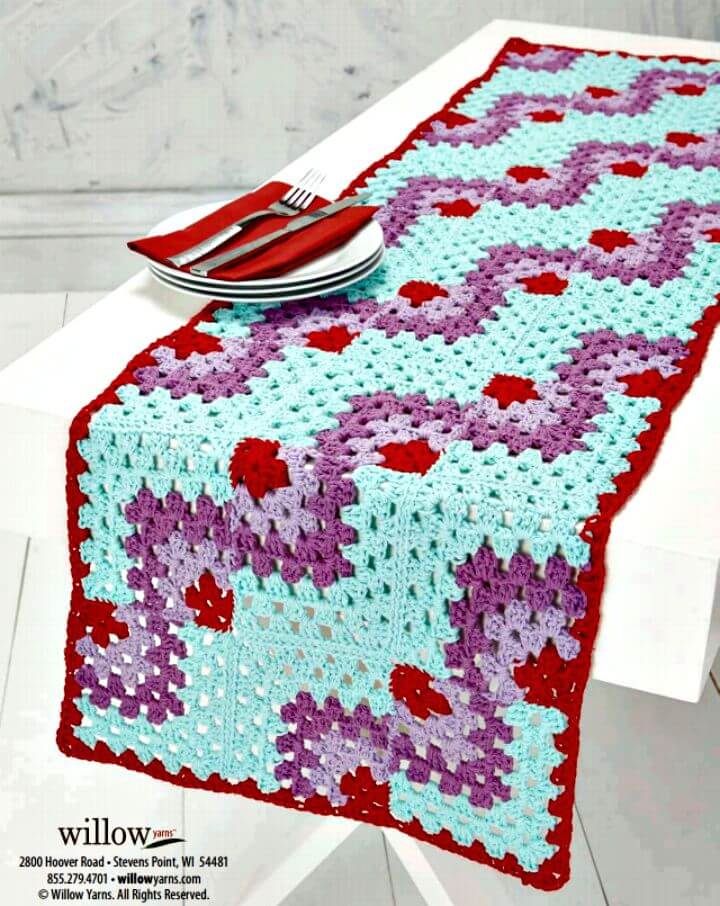 Free Crochet Mitered Table Runner Pattern
