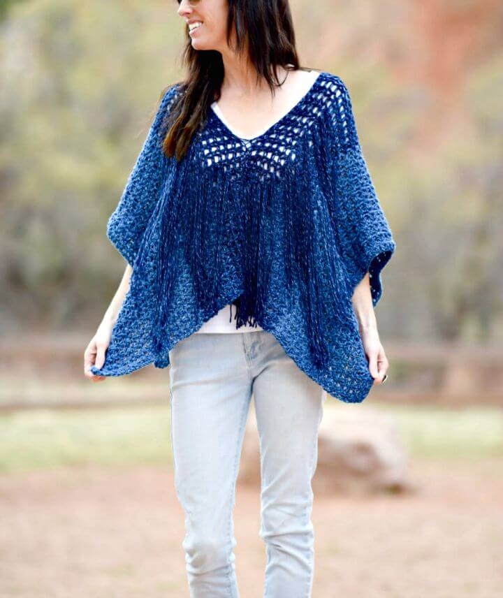 Free Crochet Azul V-mesh Poncho Pattern
