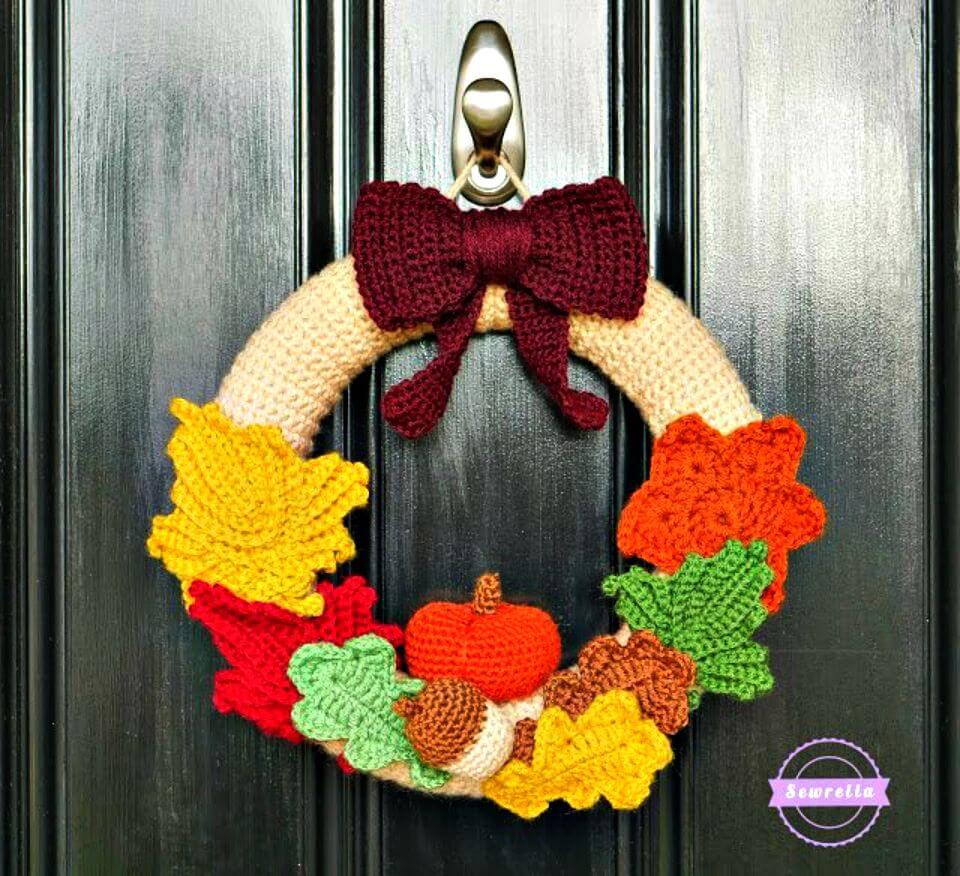 Free Crochet Autumn Wreath Pattern