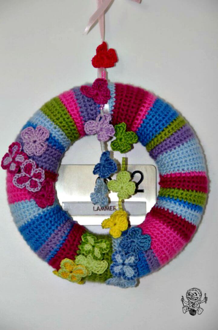 Easy to Crochet Butterfly Wreath