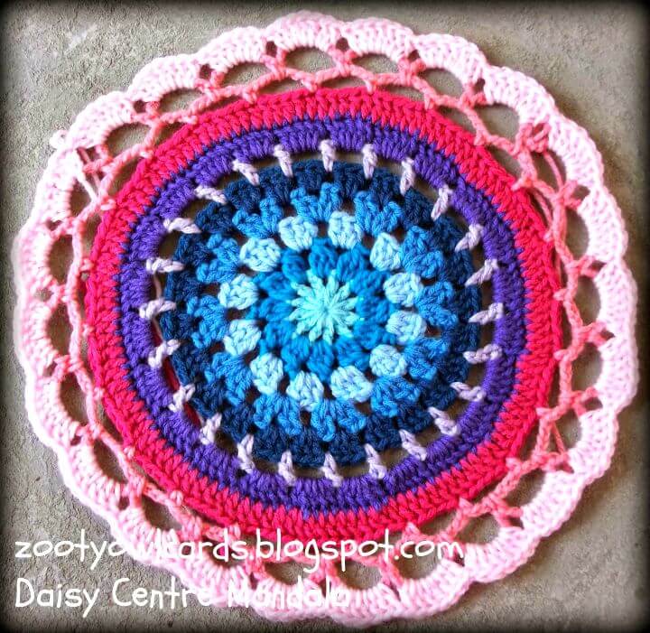 Free Crochet Daisy Centre Mandala Pattern