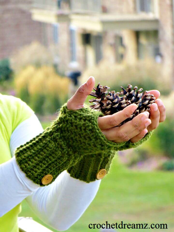 Easy Crochet Fingerless Mitts 