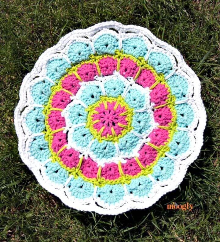 Free Crochet Magic Spike Mandala Pattern